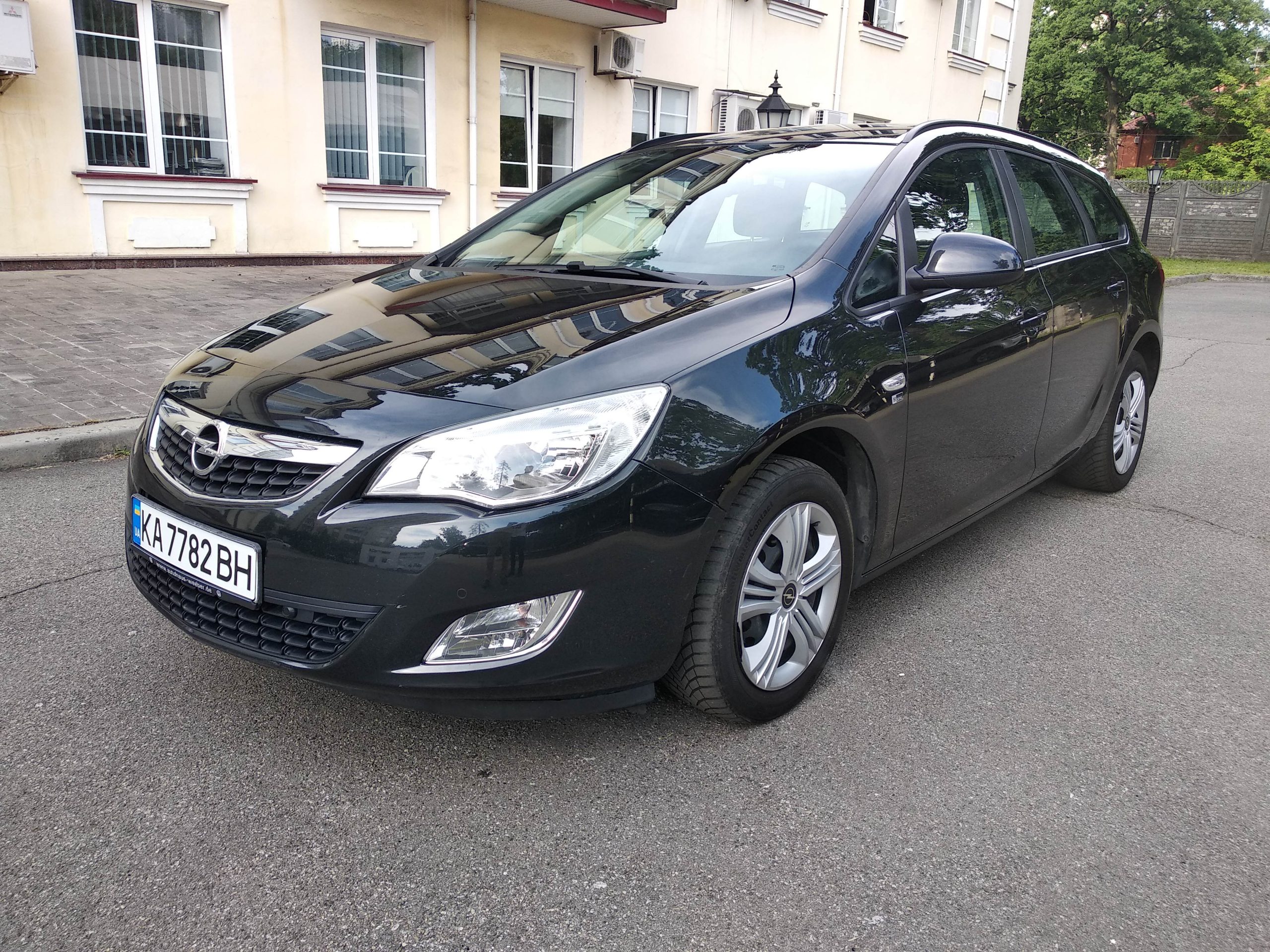 Opel Astra J 2012